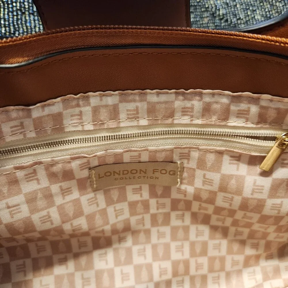 London Fog Aryana Shoulder Bag Jacquard White, Pink and Brown NEW w/out tags